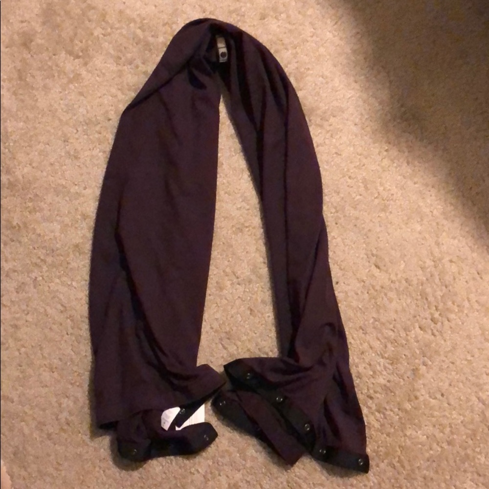 💕NWT LULULEMON VINYASA SCARF💕